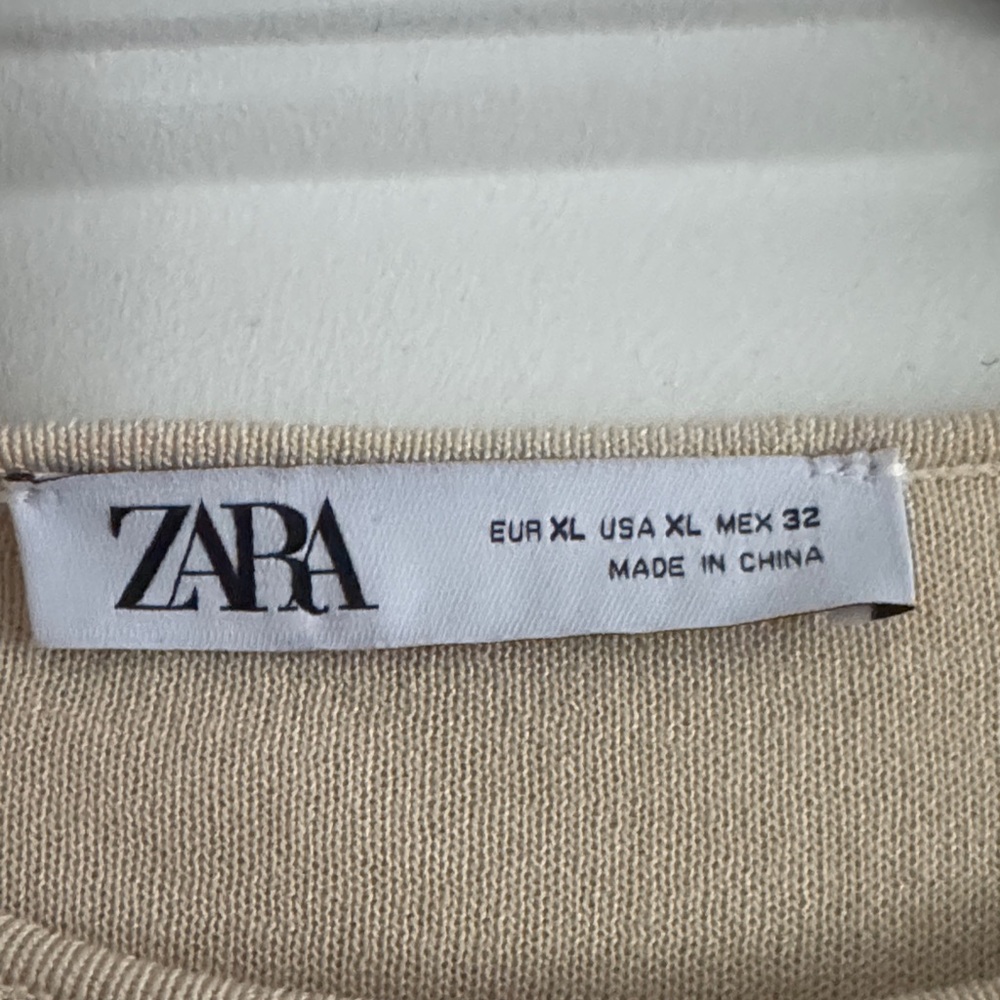 Zara Set - Picture 2 of 7